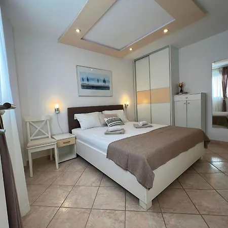 Aurelis Apartment Porec